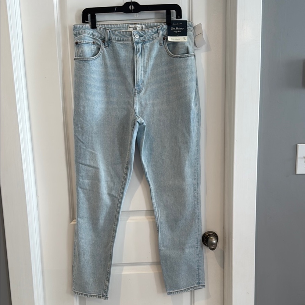 Abercrombie & Fitch the skinny high rise jeans 32 14L long